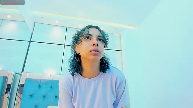 Snapshot of lis_rous chatting on October 7, 2025, 11:18 am lis rous online show from October 7, 2025, 11:18 am