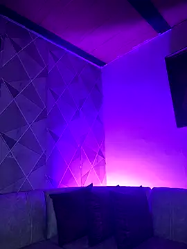 Alisse taylor2 online show from October 7, 2025, 12:24 pm