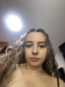 karla-thomsom10 online show from April 20, 2026, 10:22 pm