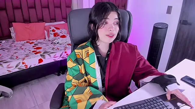 selina lovers online show from September 16, 2025, 12:55 am