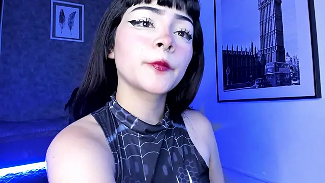 sakuramoss online show from October 3, 2025, 5:15 am