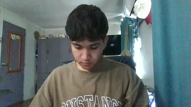 angxhot online show from December 4, 2025, 2:48 pm