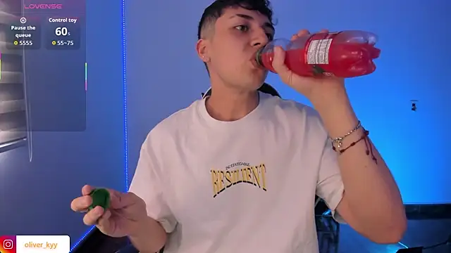 Casper   kyy online show from March 1, 2026, 8:22 pm