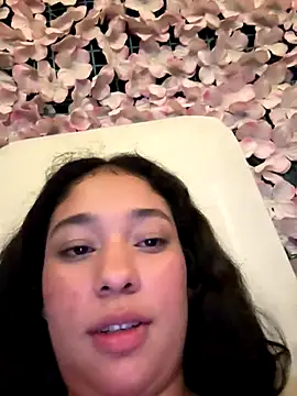 Snapshot of lana_rousse01 chatting on September 15, 2025, 4:34 am lana rousse01 online show from September 15, 2025, 4:34 am