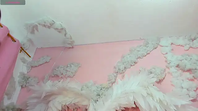 luxy ary online show from September 13, 2025, 7:35 pm