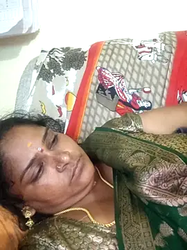 madavi123 online show from September 13, 2025, 5:24 pm