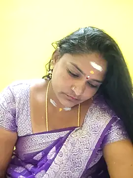 madavi123 online show from September 18, 2025, 4:14 am