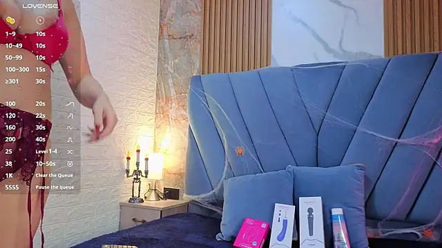 angel  red  online show from October 17, 2025, 3:10 am