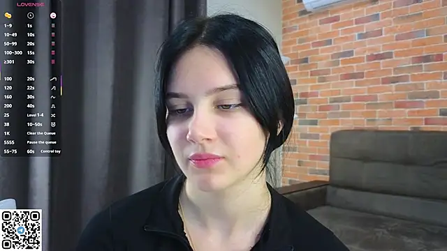 EnricaElis online show from September 14, 2025, 8:30 pm