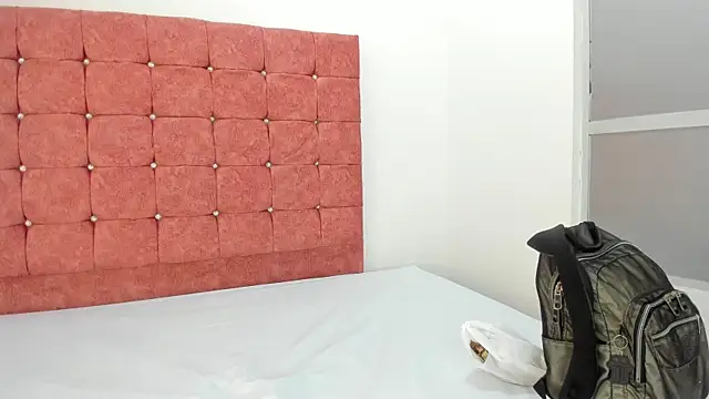 mishell lovely online show from January 14, 2026, 12:22 pm