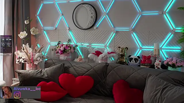 Alvuwkaa online show from February 11, 2026, 12:32 pm