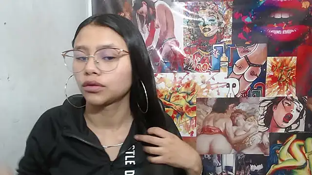 SofieLove 01 online show from October 19, 2025, 8:26 am