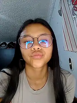 SofieLove 01 online show from March 14, 2026, 7:25 am