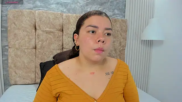 leilapons online show from November 28, 2025, 5:48 pm