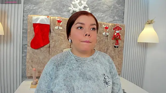 leilapons online show from December 19, 2025, 4:58 pm