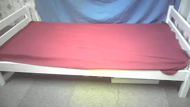 Snapshot of boy40bi chatting on October 6, 2025, 11:24 pm boy40bi online show from October 6, 2025, 11:24 pm