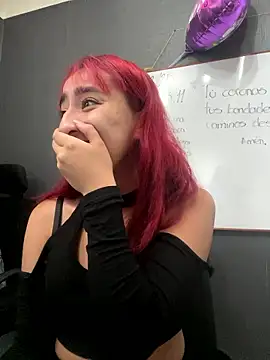 JuliethaDemon  online show from January 7, 2026, 1:24 pm