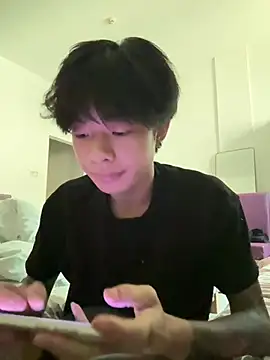 junjun1189 online show from July 3, 2026, 11:33 pm