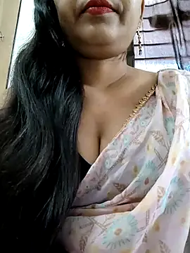 Sofia-ex online show from October 15, 2025, 7:41 am