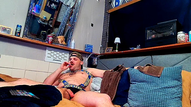 Snapshot of Xstumpy chatting on May 13, 2026, 12:08 am Xstumpy online show from May 13, 2026, 12:08 am
