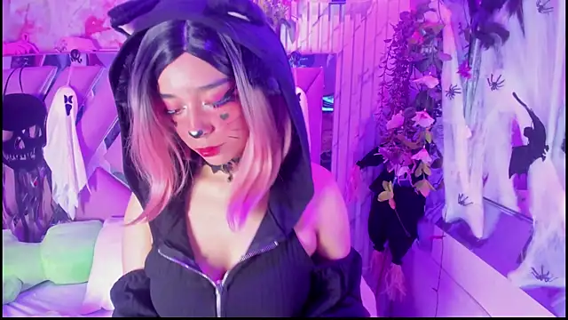 Snapshot of Akane_Hikari_ chatting on October 20, 2025, 5:30 am Akane Hikari online show from October 20, 2025, 5:30 am