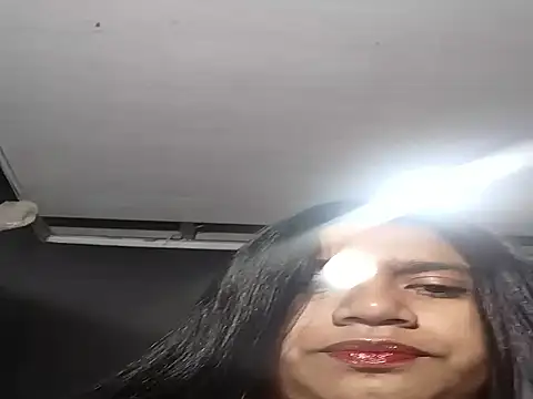 Valentina Ximena online show from November 8, 2025, 11:14 pm