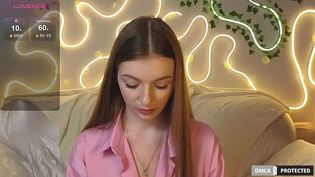 Alice-Meow online show from October 1, 2025, 6:58 pm