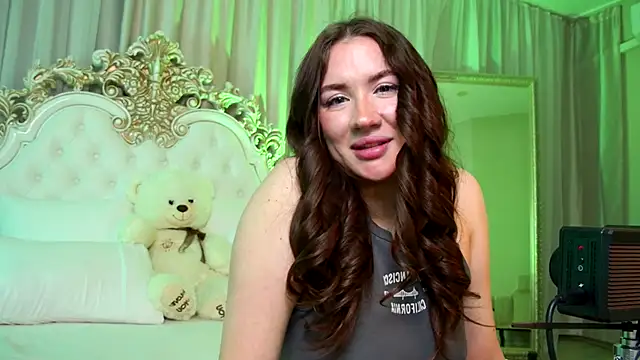 MeganStrain online show from January 6, 2026, 3:10 am