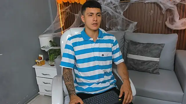 Leo santoro online show from October 23, 2025, 2:05 pm