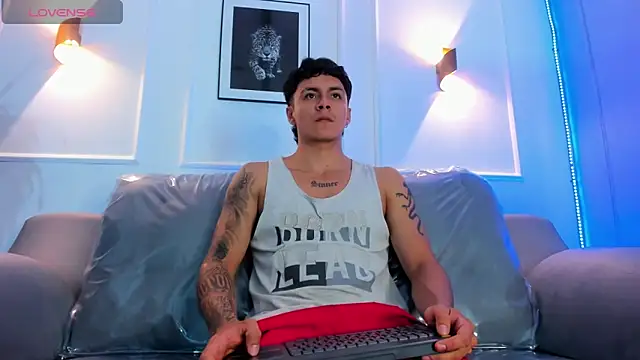 Leo santoro online show from March 21, 2026, 1:58 pm