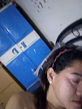 SweetASS6969 online show from February 19, 2026, 5:42 pm