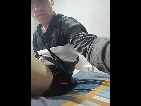 Snapshot of alex-golden chatting on November 30, 2025, 3:38 pm alex-golden online show from November 30, 2025, 3:38 pm