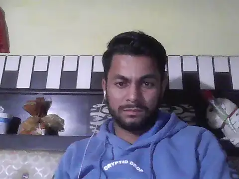 ursdreamperson online show from December 15, 2025, 4:00 pm