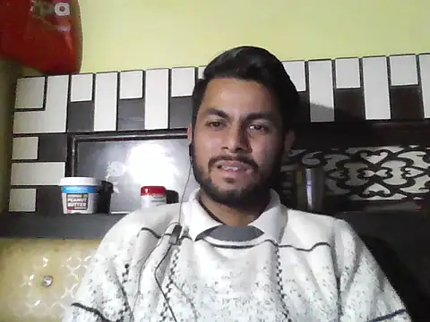 ursdreamperson online show from December 22, 2025, 5:15 am