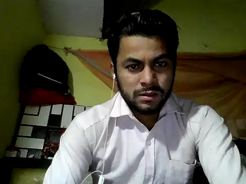 ursdreamperson online show from February 16, 2026, 3:35 am