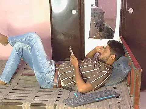 krishjaat43 online show from March 18, 2026, 4:37 am