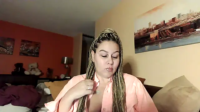 number1slut online show from December 18, 2024, 10:24 pm