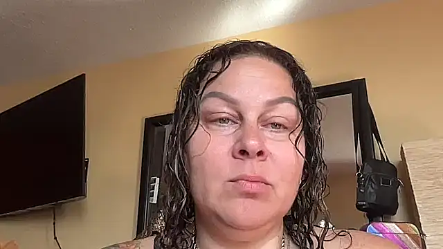 Snapshot of number1slut chatting on June 16, 2026, 1:47 pm number1slut online show from June 16, 2026, 1:47 pm