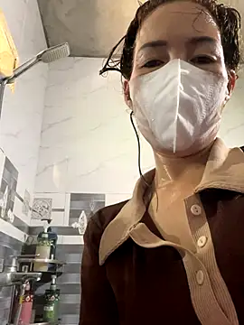 Old girl online show from September 28, 2025, 4:07 am