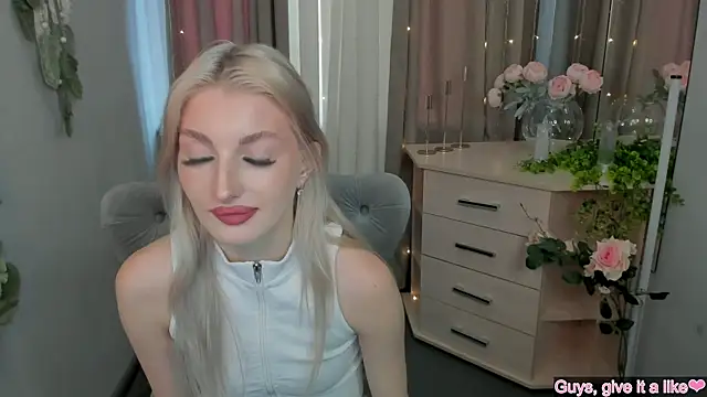 Sarrah blush online show from September 18, 2025, 8:16 am