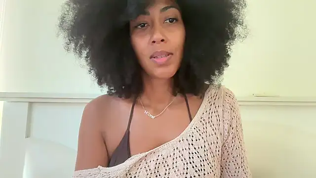 Vaylisse online show from October 4, 2025, 9:51 am