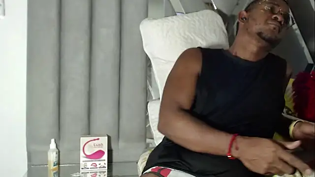 AndyCalifornia1 online show from April 10, 2026, 12:05 am