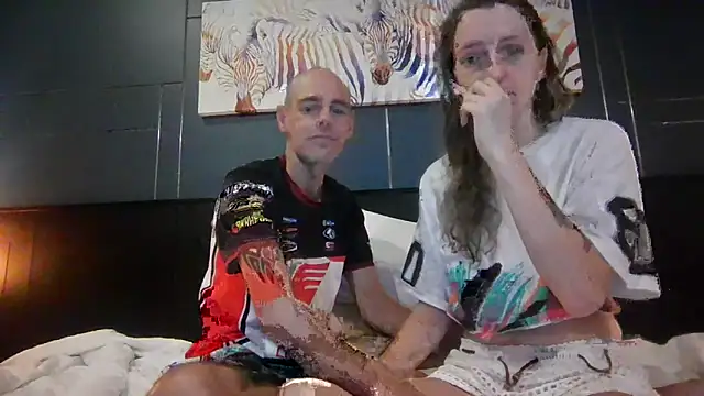 Snapshot of BigDickDaddddy chatting on November 2, 2025, 7:27 pm BigDickDaddddy online show from November 2, 2025, 7:27 pm