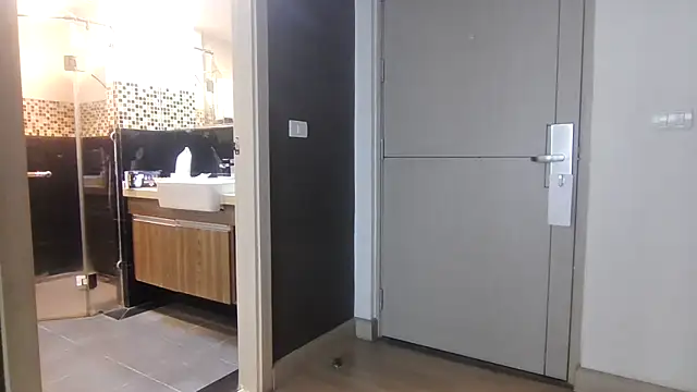 Snapshot of BigDickDaddddy chatting on November 17, 2025, 6:52 am BigDickDaddddy online show from November 17, 2025, 6:52 am