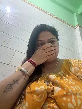 Horny Kavita online show from May 7, 2026, 3:50 pm