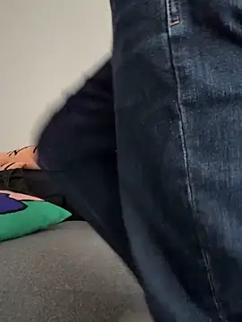 Snapshot of sonwmelt1 chatting on September 28, 2025, 3:01 am sonwmelt1 online show from September 28, 2025, 3:01 am