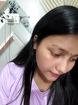 Dipali143143 online show from April 10, 2026, 11:48 am