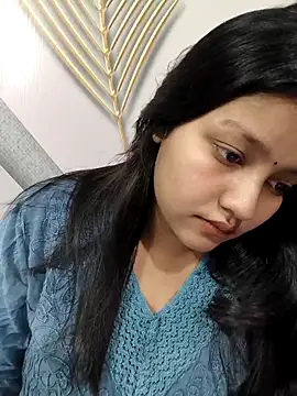 Dipali143143 online show from April 12, 2026, 7:24 am