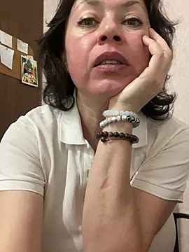 Kiravix online show from April 10, 2026, 12:32 pm