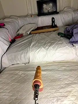 Ozge-SluttyScream69 online show from December 1, 2025, 11:10 pm